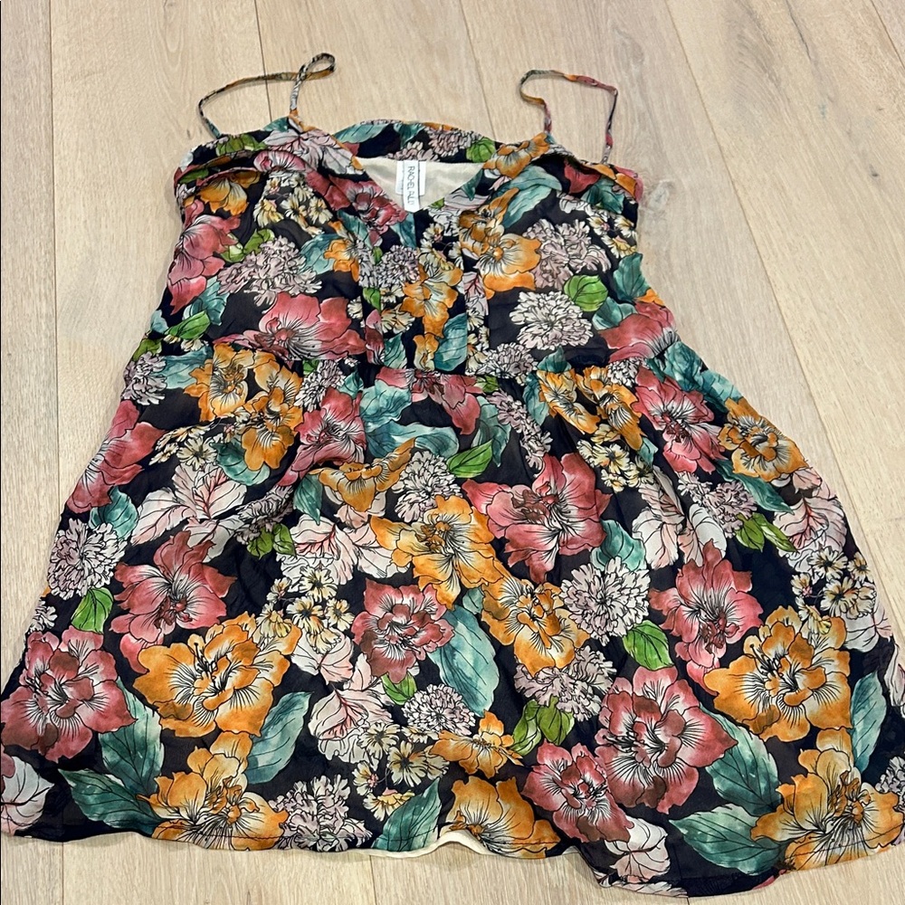 Maternity Floral Spaghetti Strap dress size XS - flowy